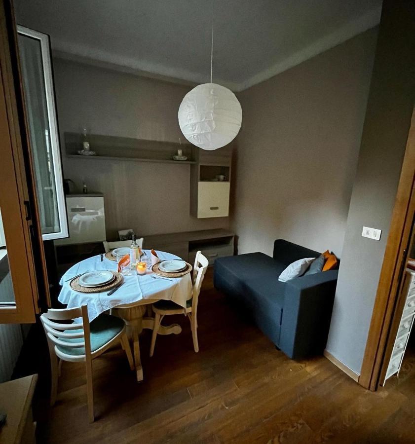 Gionas - Casa Indipendente In Zona Strategica Villa Milan Bagian luar foto